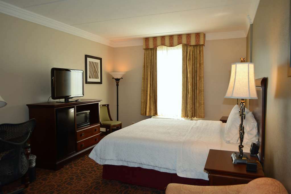 Hampton Inn And Suites Houston-Katy Room photo